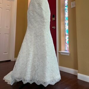 Oleg Cassini wedding gown